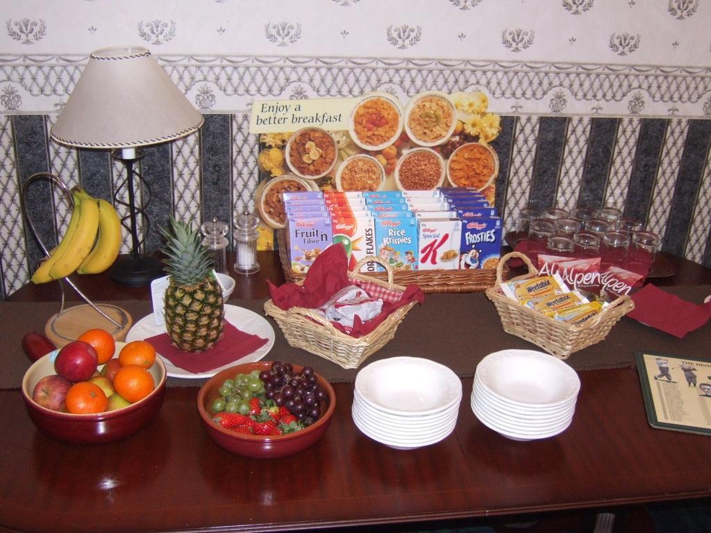 The Richmond Guest House 艾尔 外观 照片