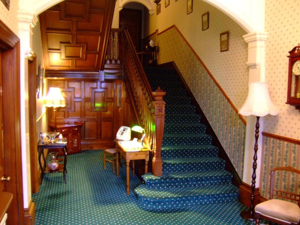 The Richmond Guest House 艾尔 外观 照片
